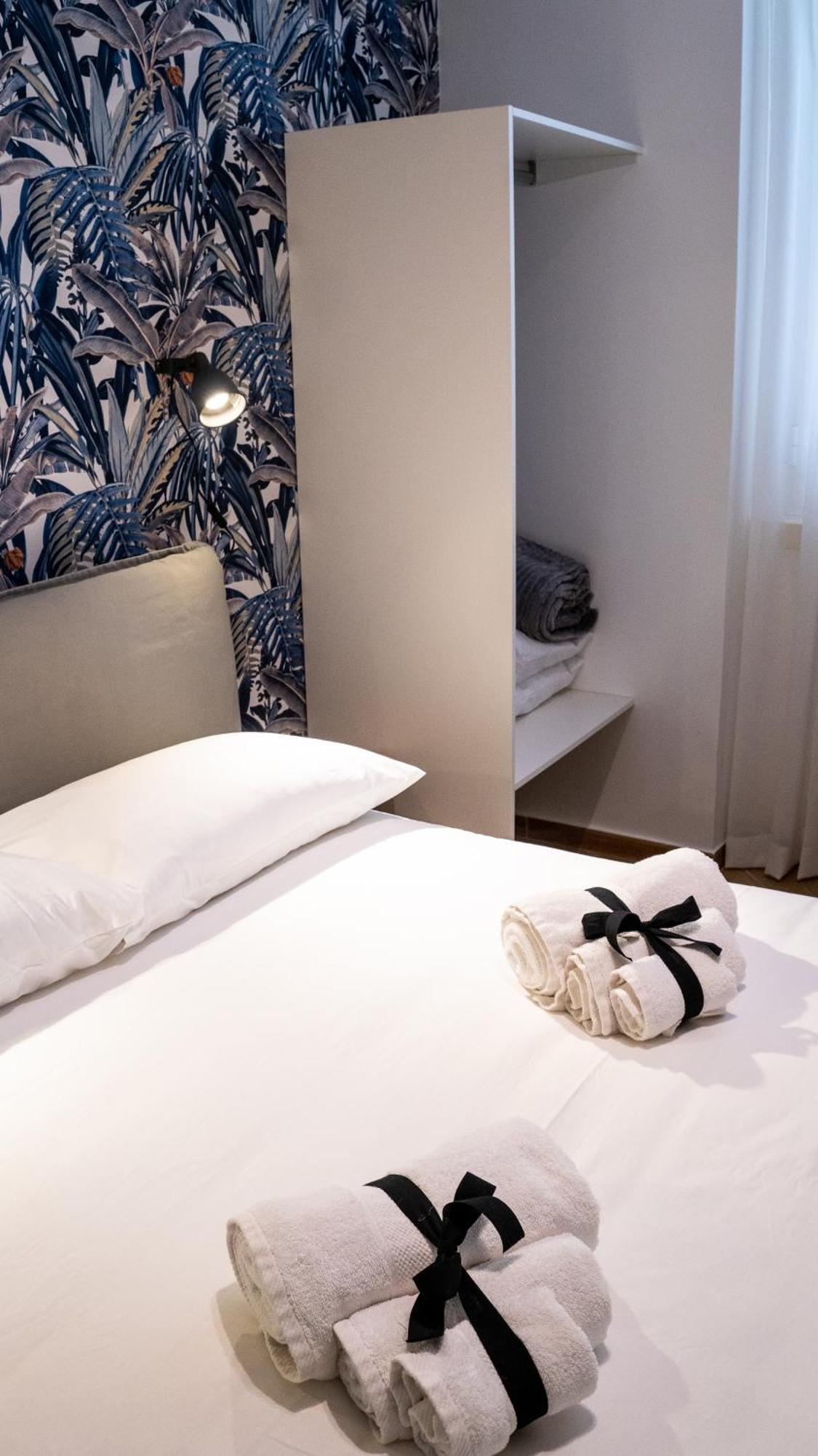 Mimi Guest House Bari Bagian luar foto